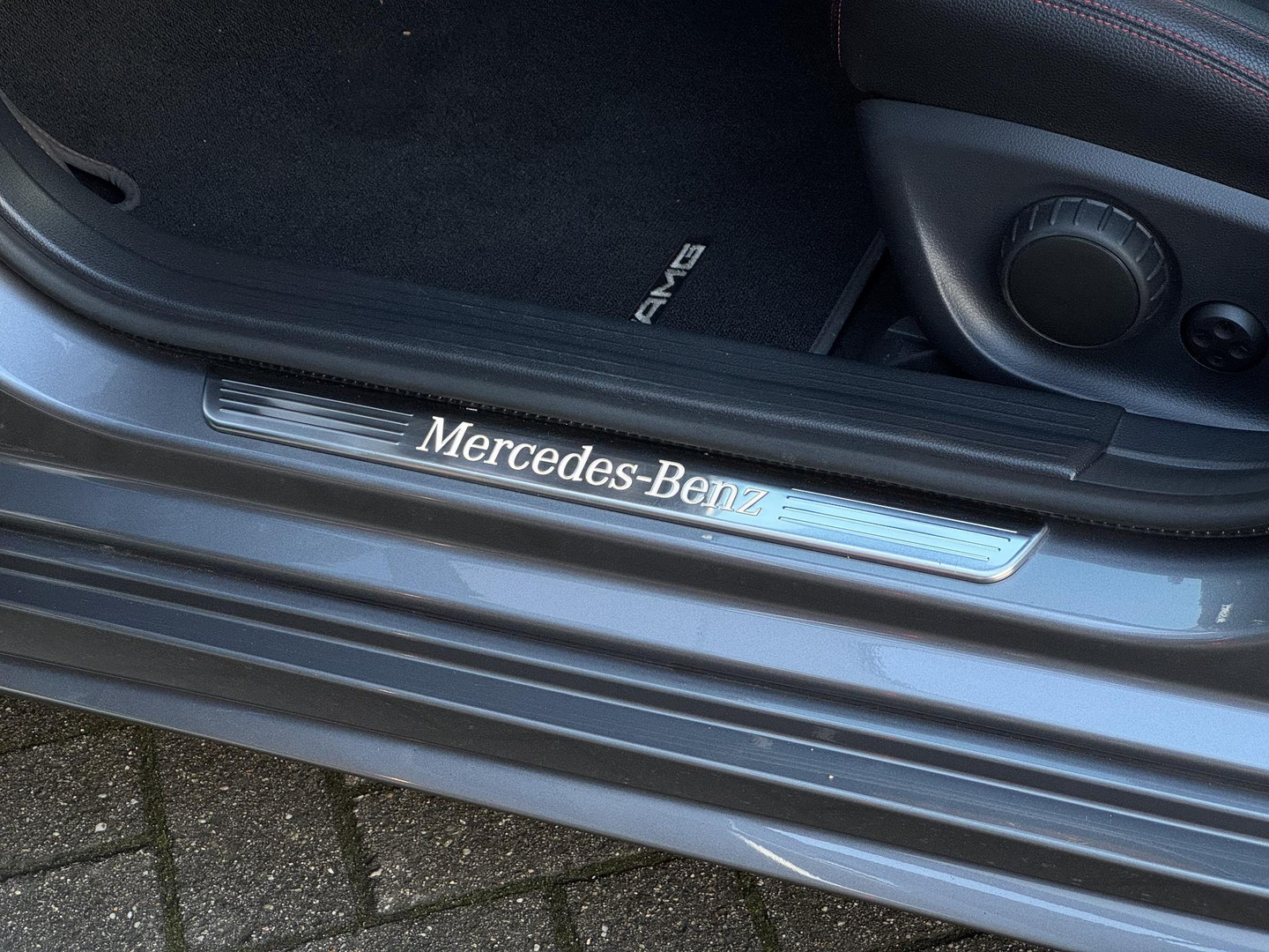 Mercedes-Benz Mercedes-Benz