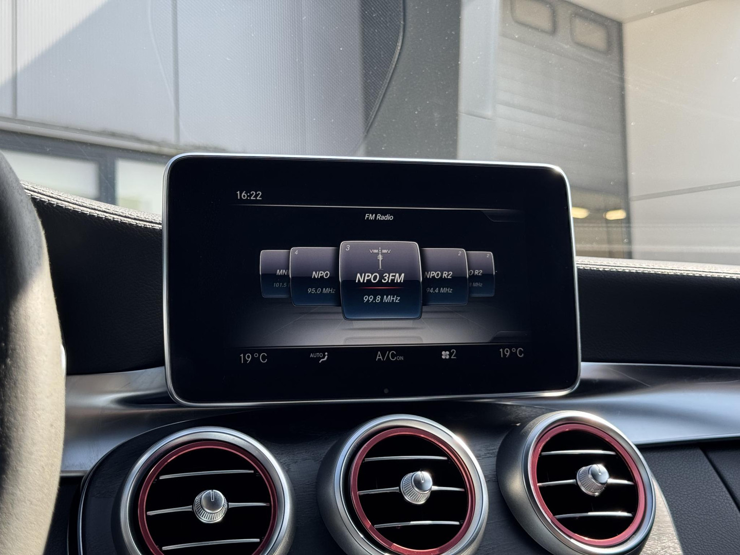 Mercedes-Benz Mercedes-Benz