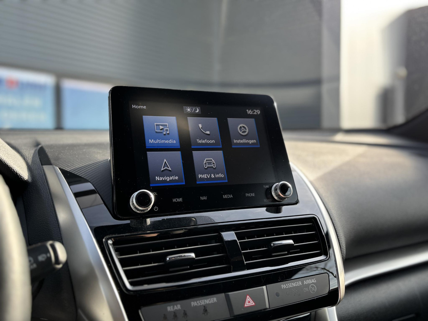 Mitsubishi Mitsubishi