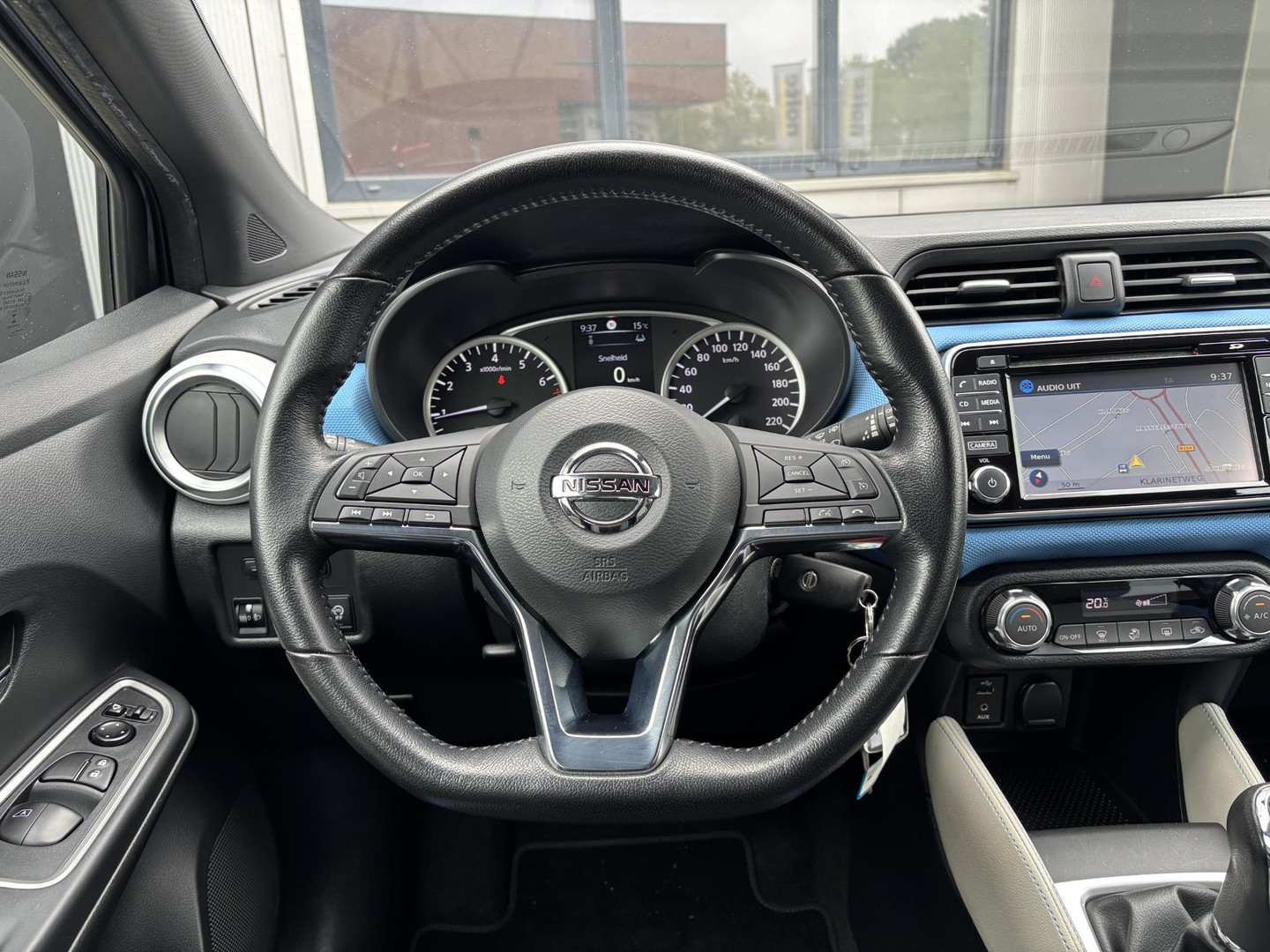 Nissan Nissan