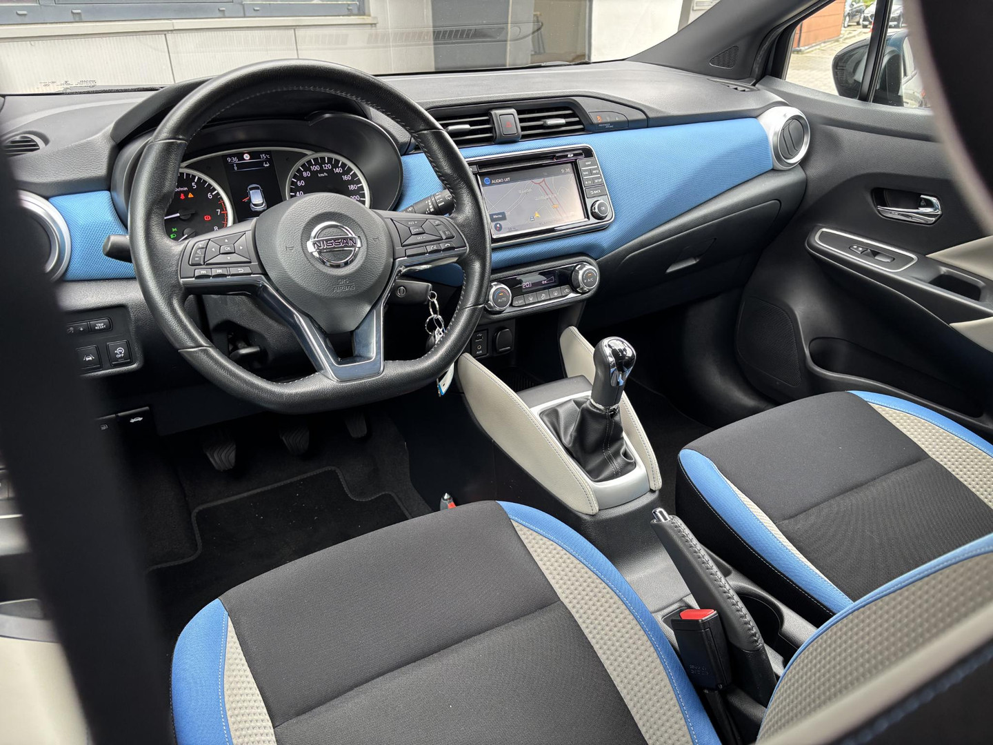 Nissan Nissan