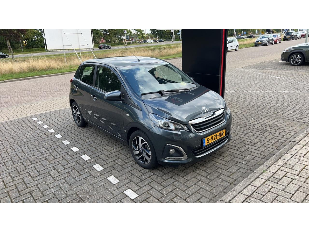 Peugeot