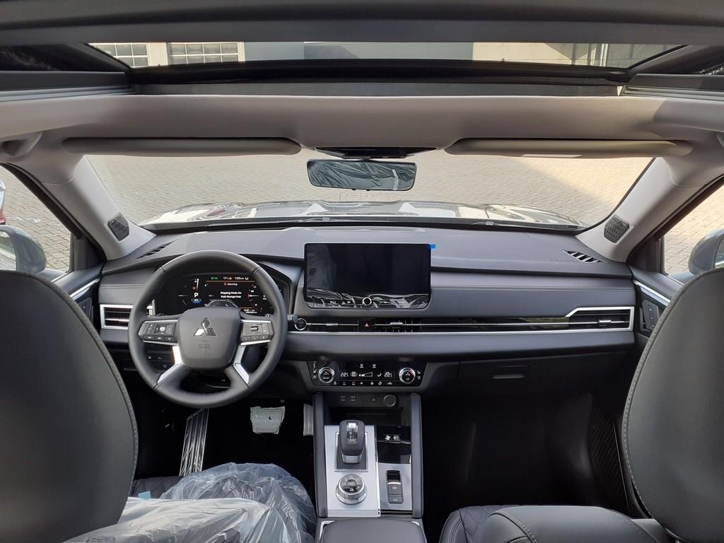 Mitsubishi Mitsubishi