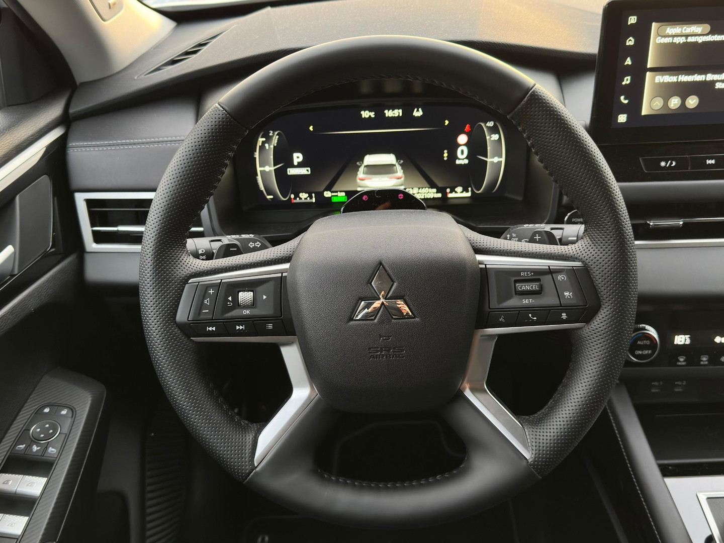 Mitsubishi Mitsubishi