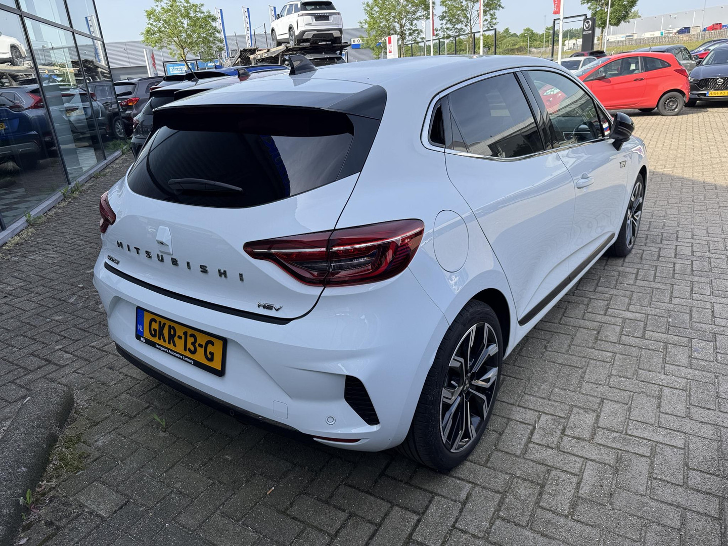 Mitsubishi Mitsubishi
