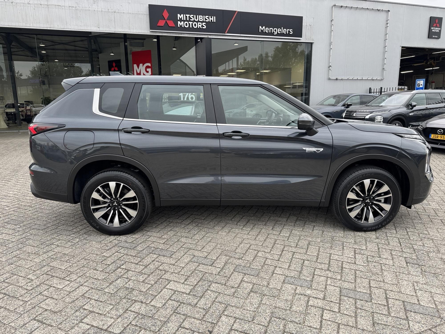 Mitsubishi Mitsubishi