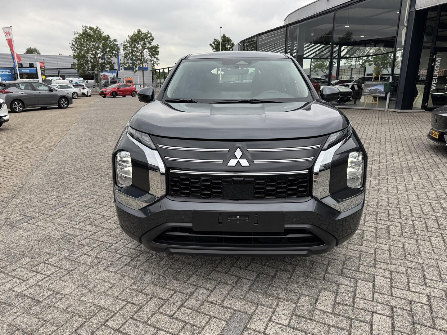 Mitsubishi Mitsubishi