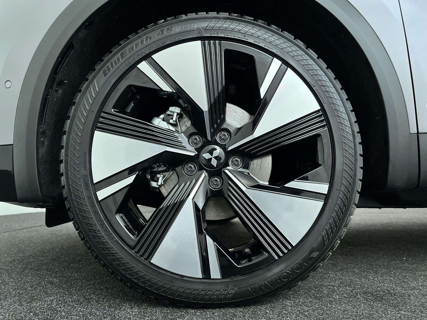 Mitsubishi Mitsubishi