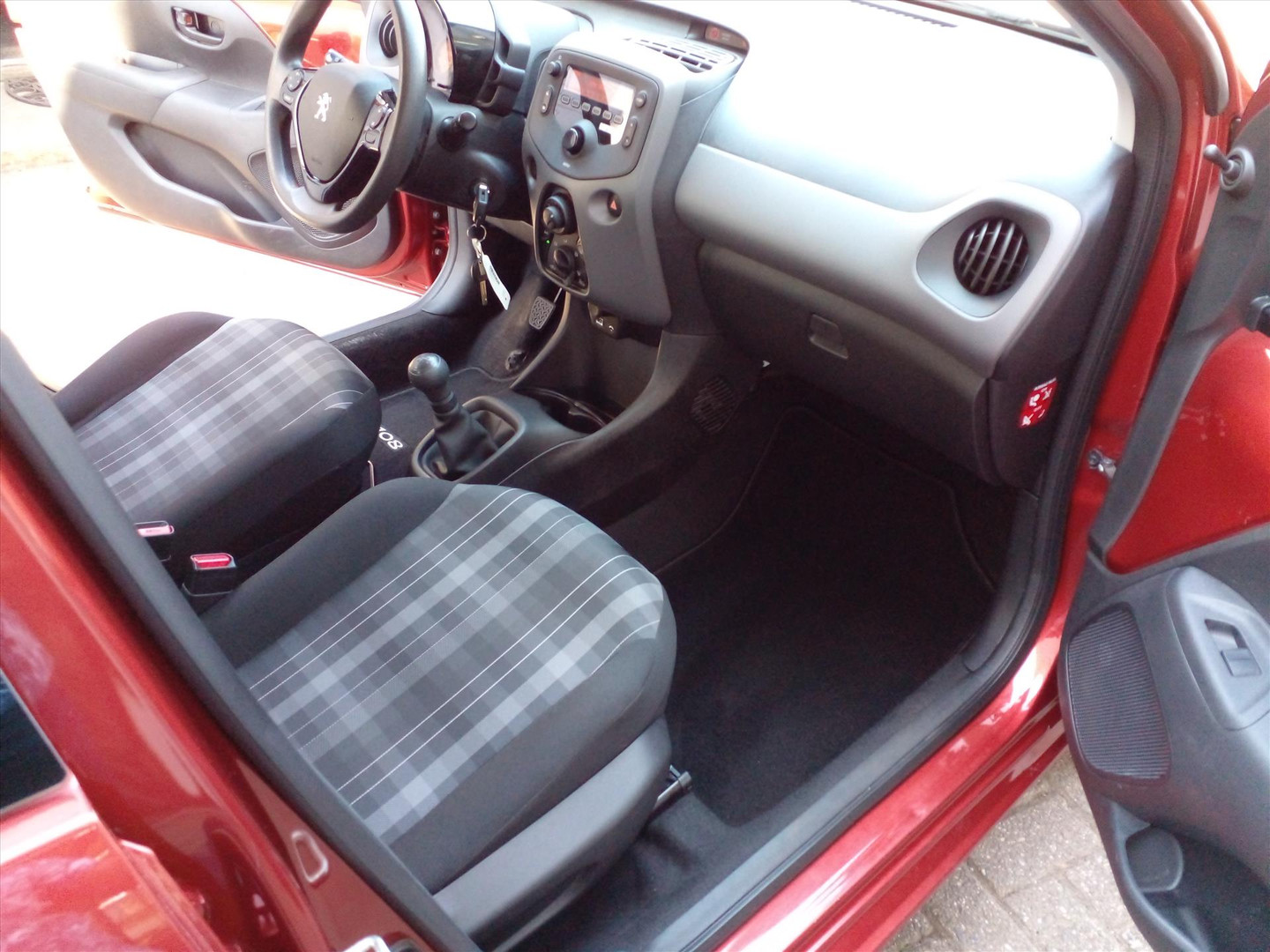 Peugeot