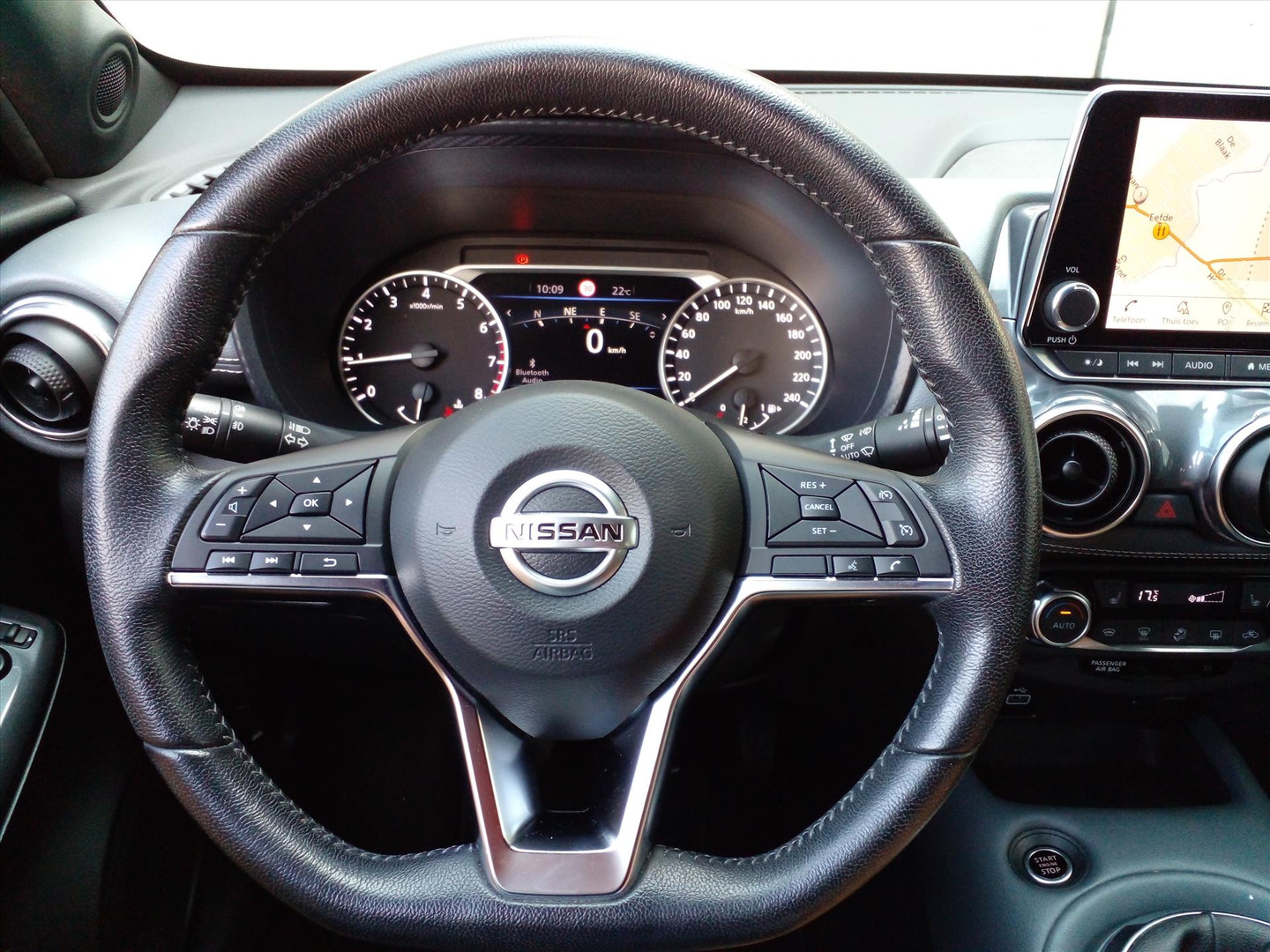 Nissan Nissan