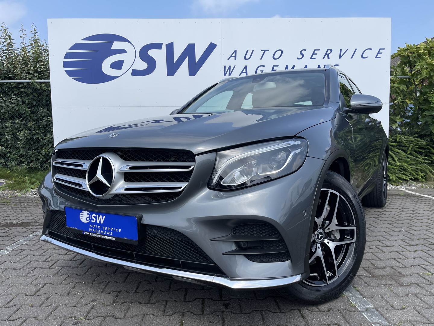 Mercedes-Benz
