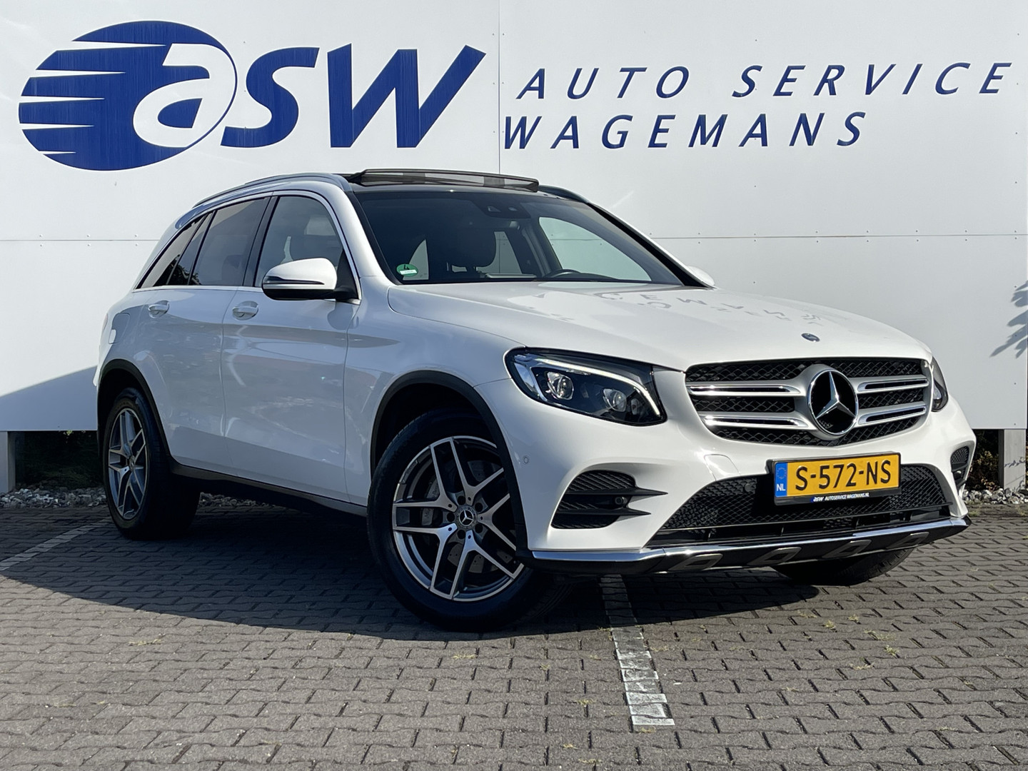 Mercedes-Benz Mercedes-Benz