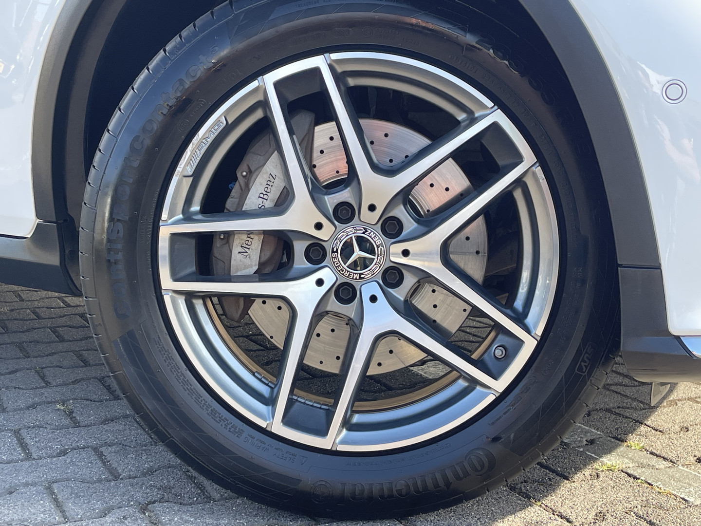 Mercedes-Benz Mercedes-Benz