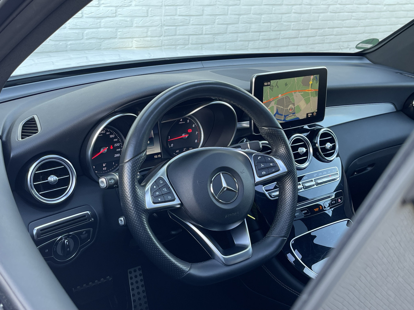 Mercedes-Benz Mercedes-Benz