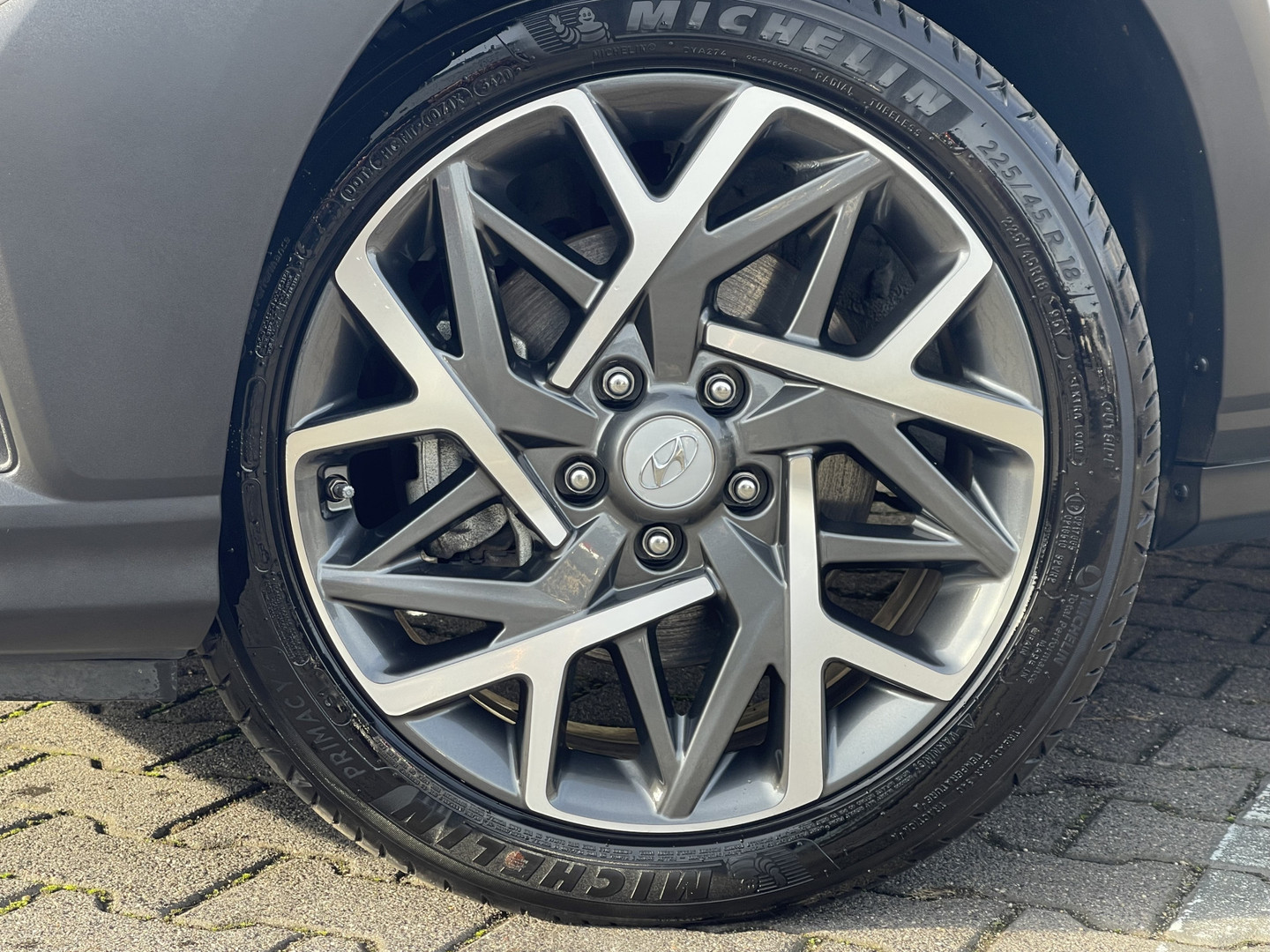 Hyundai Hyundai