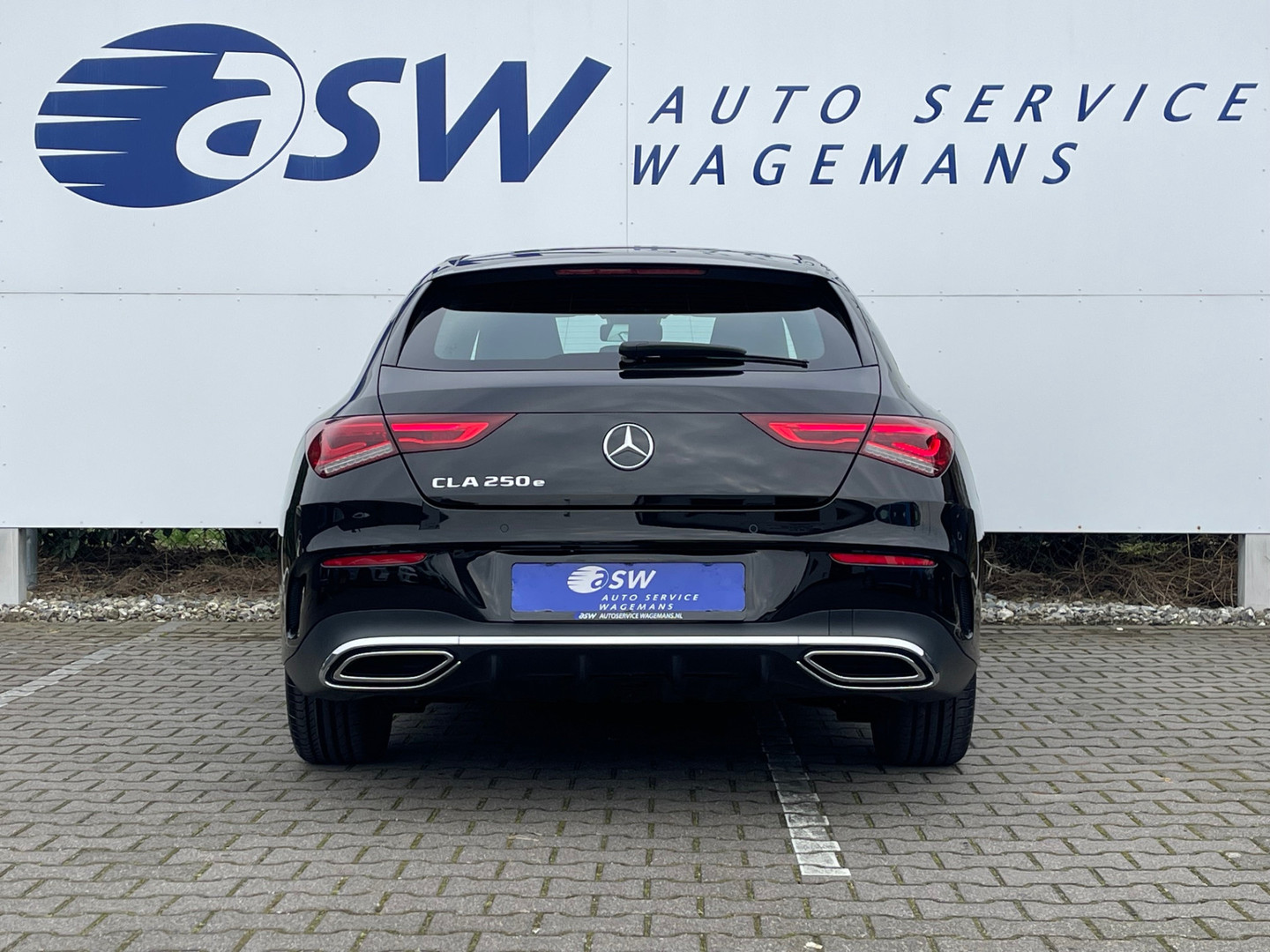 Mercedes-Benz Mercedes-Benz