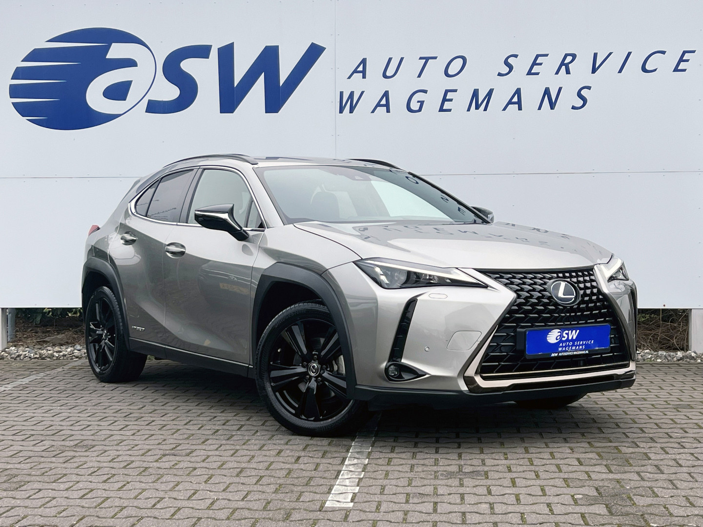 Lexus