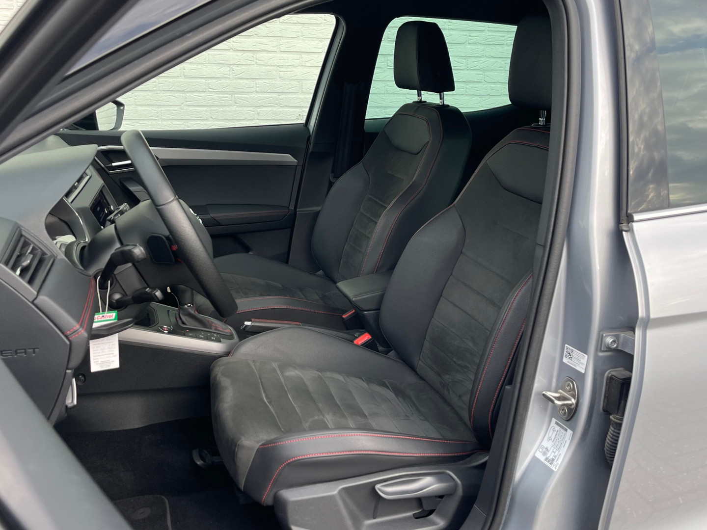 SEAT SEAT