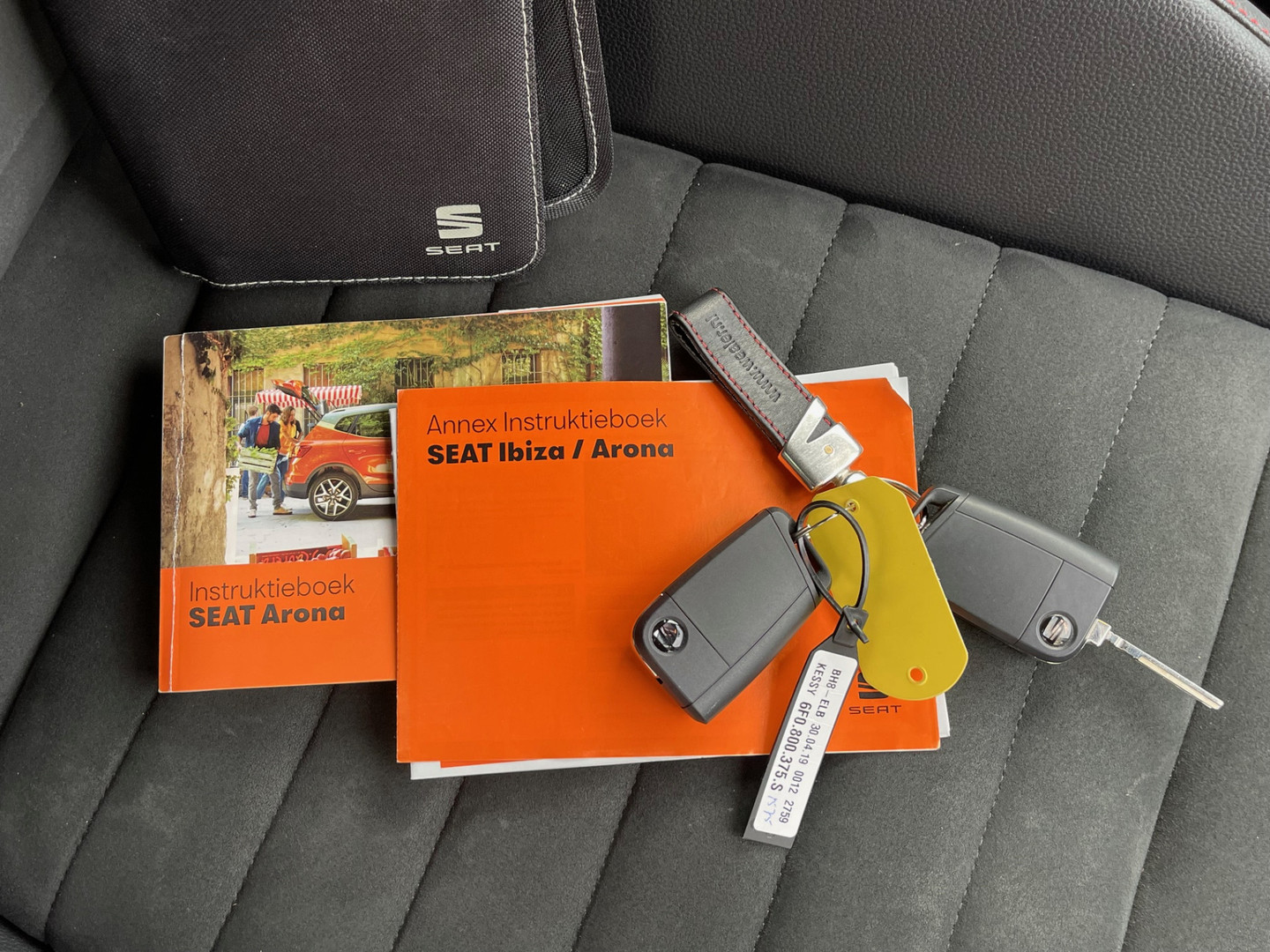 SEAT SEAT