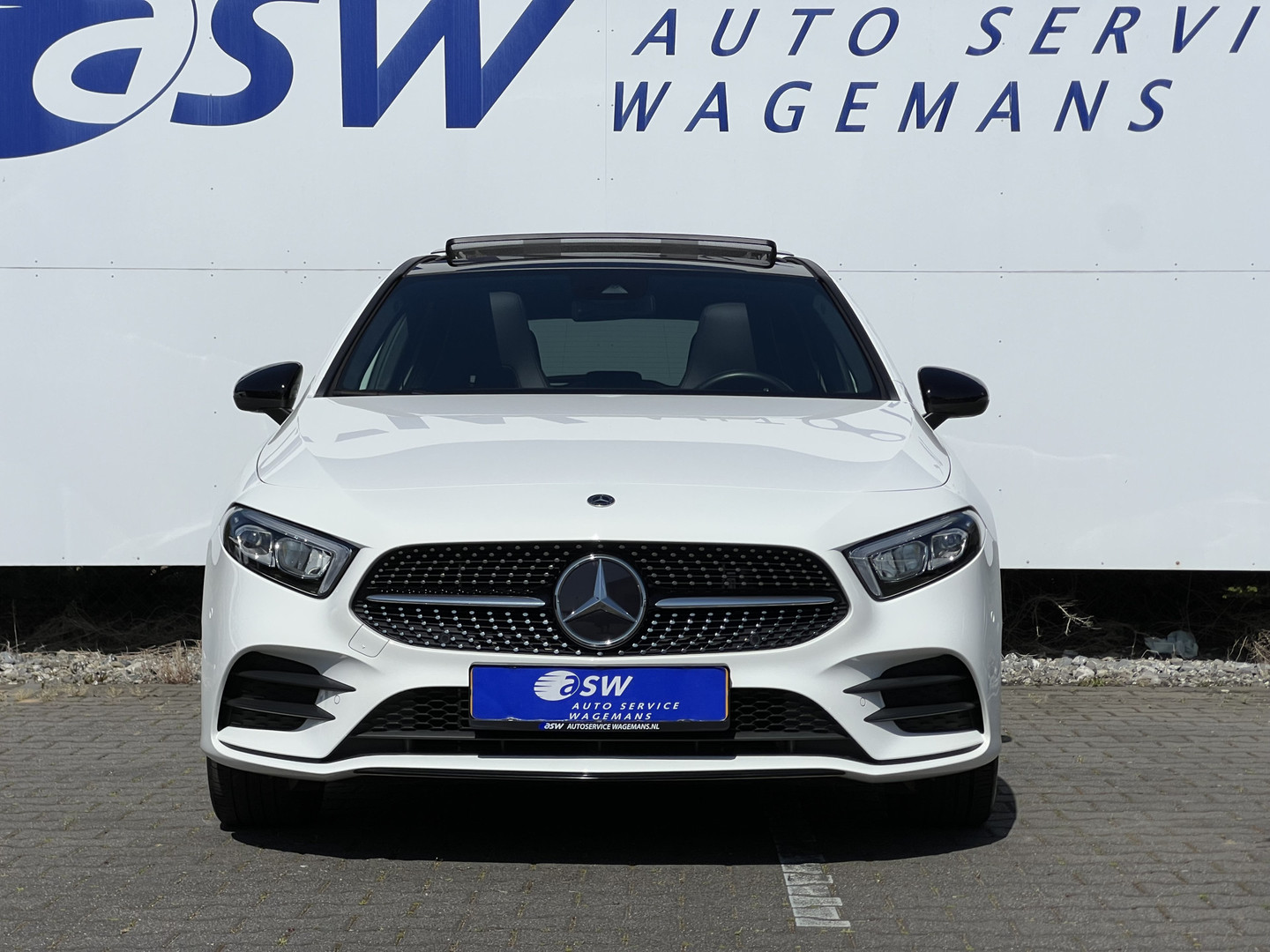 Mercedes-Benz Mercedes-Benz