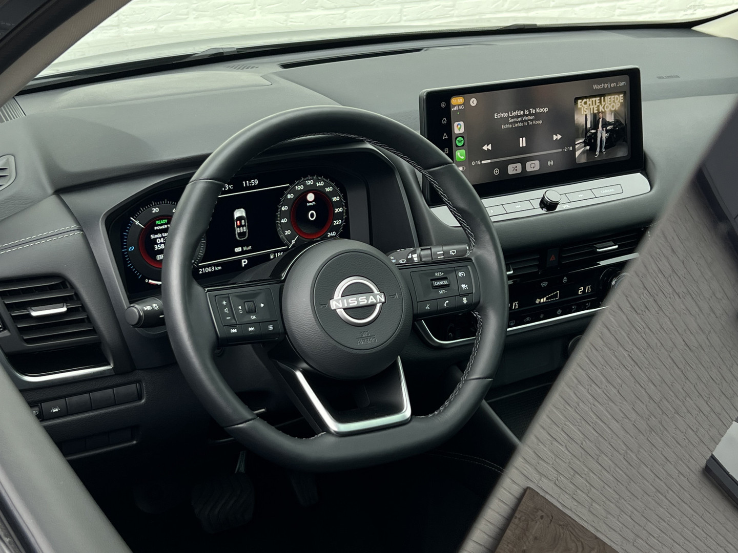 Nissan Nissan