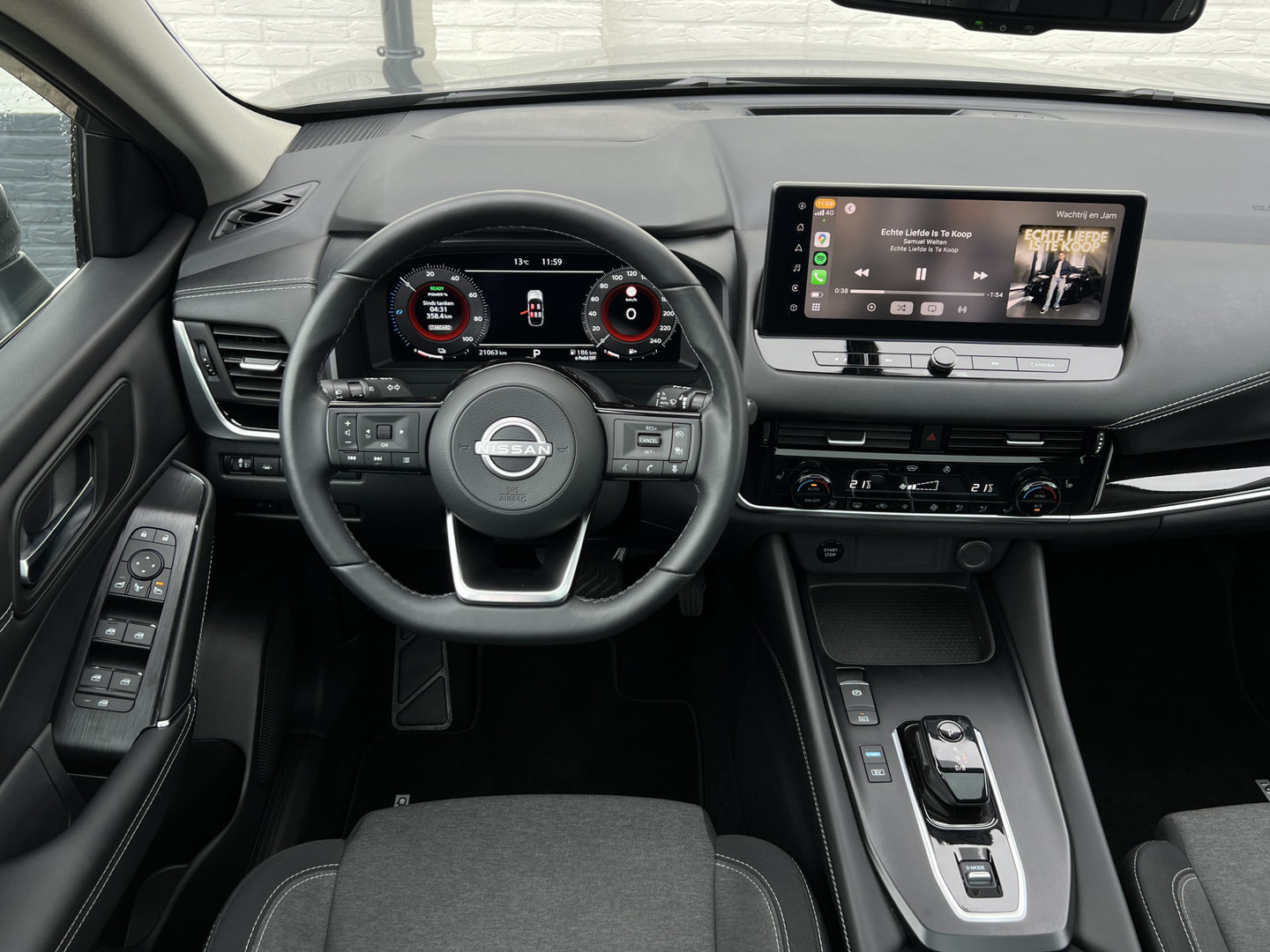 Nissan Nissan