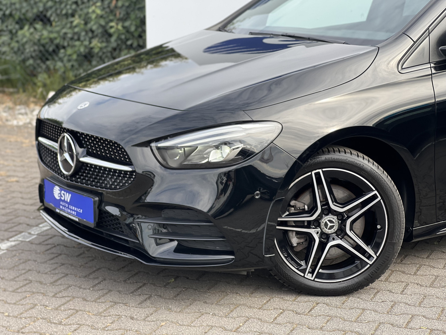 Mercedes-Benz