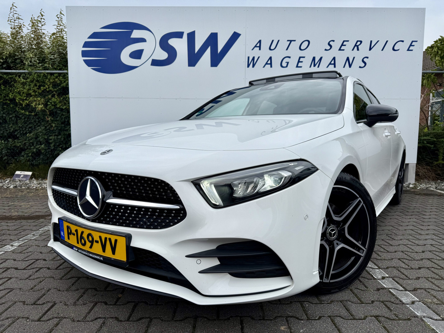 Mercedes-Benz