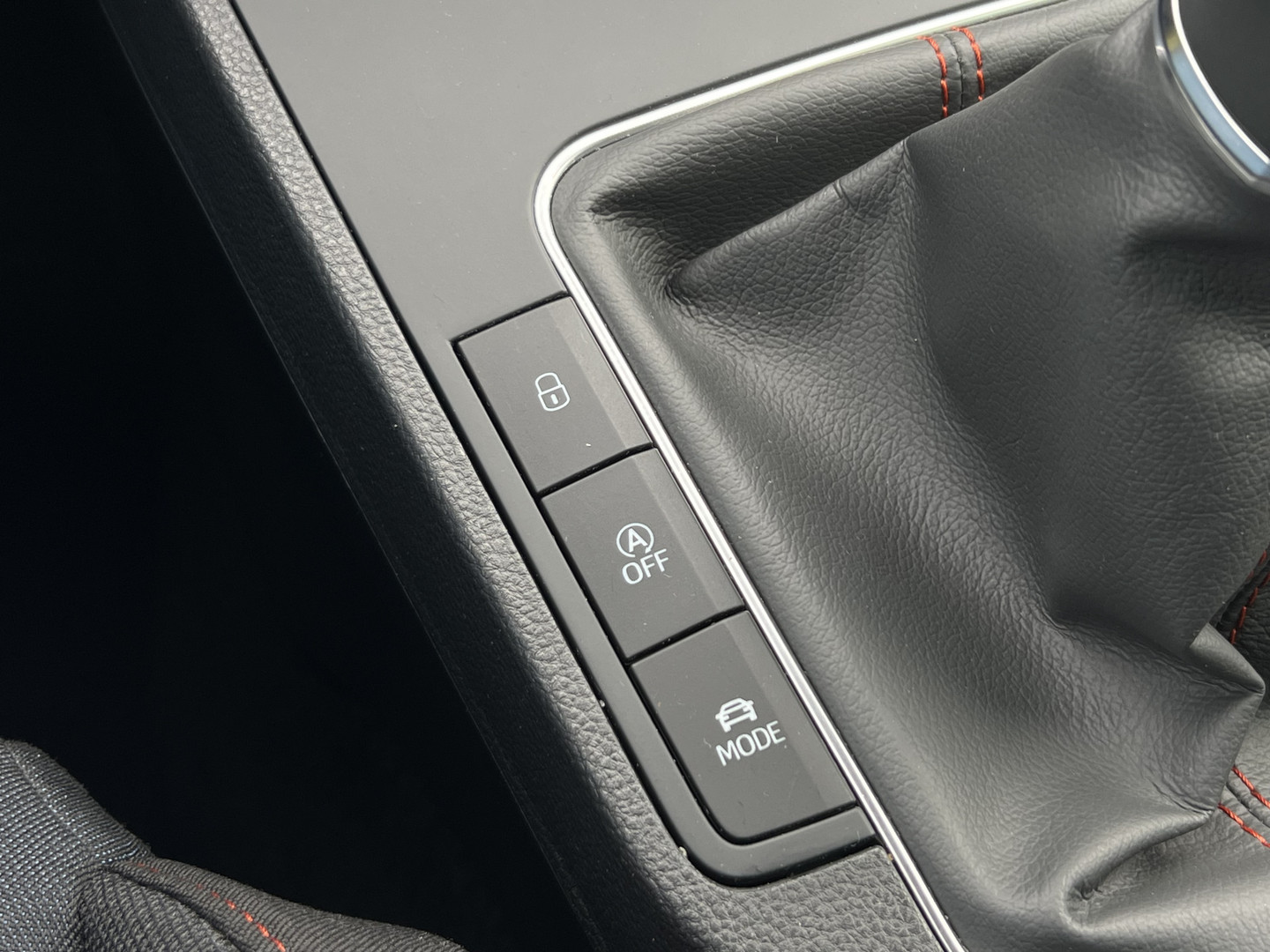 SEAT SEAT