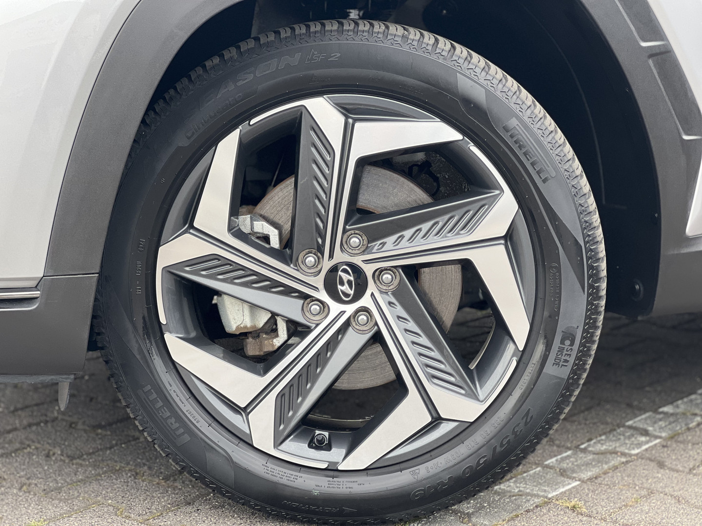 Hyundai Hyundai