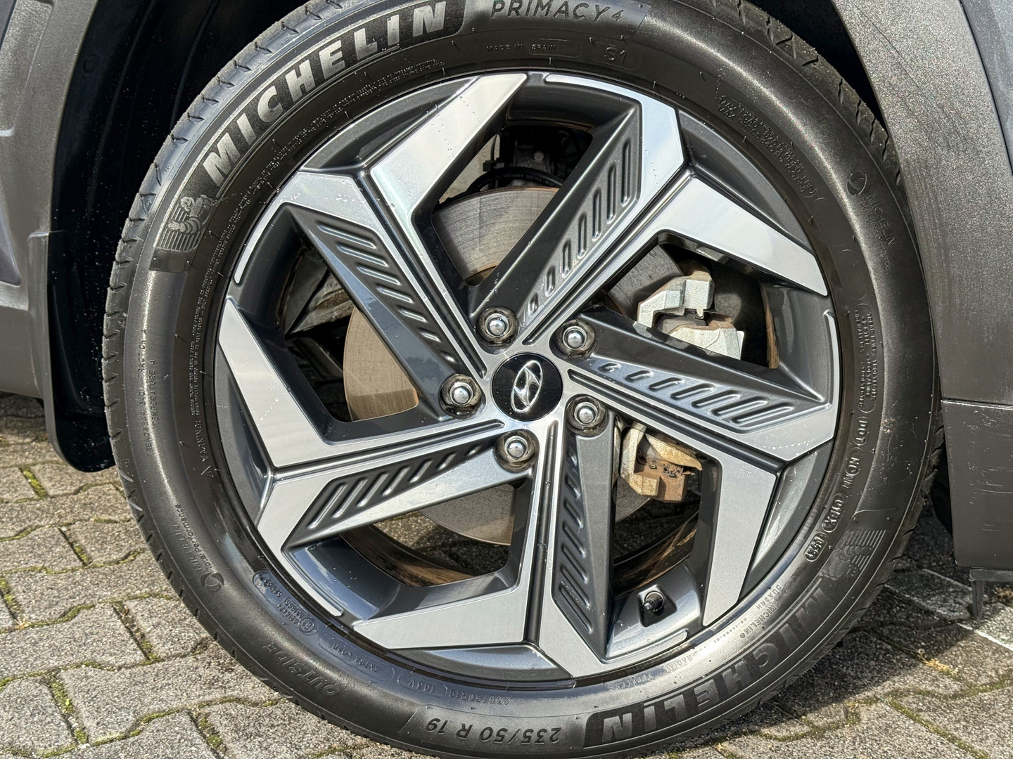 Hyundai Hyundai