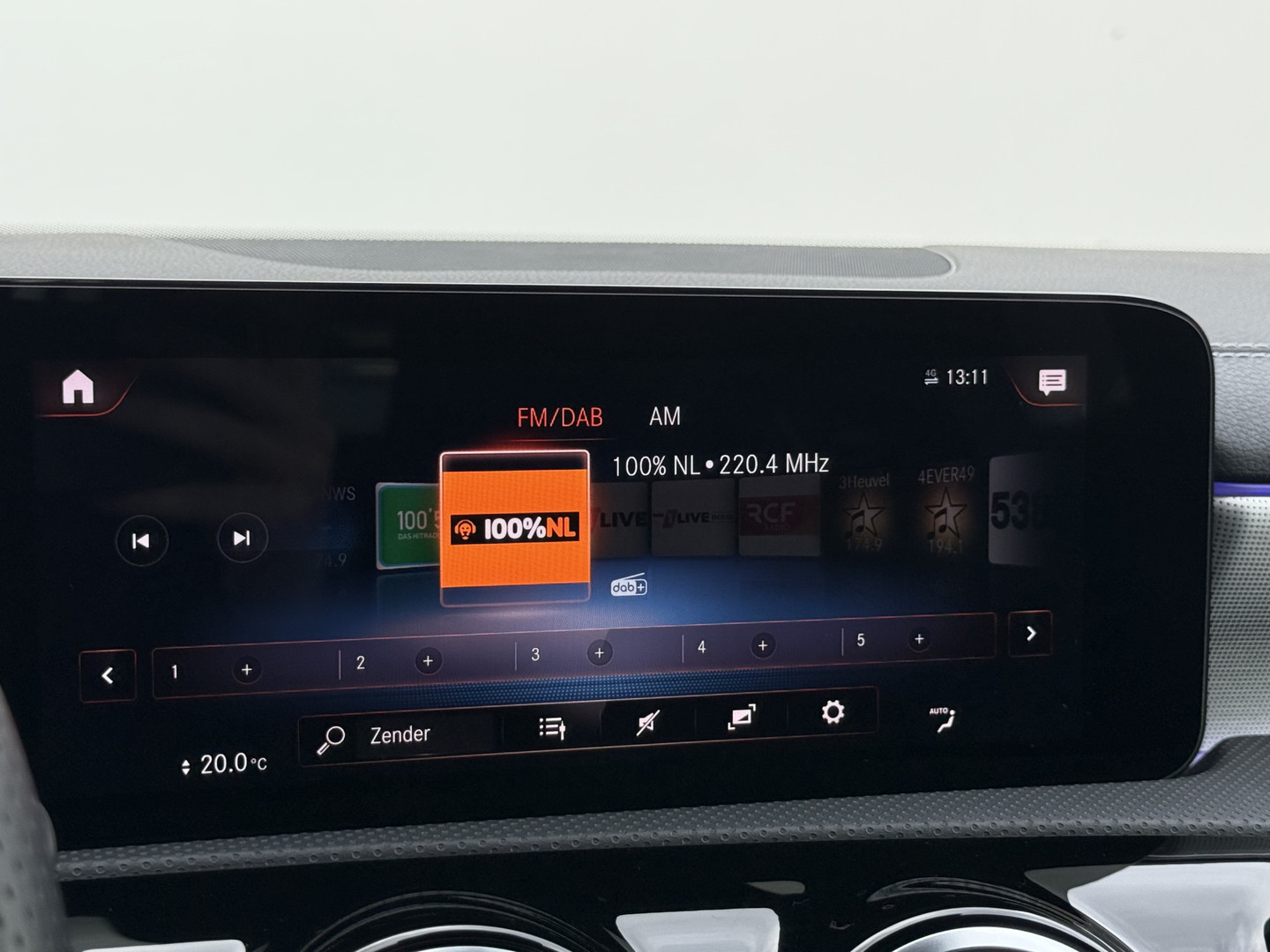 Mercedes-Benz Mercedes-Benz