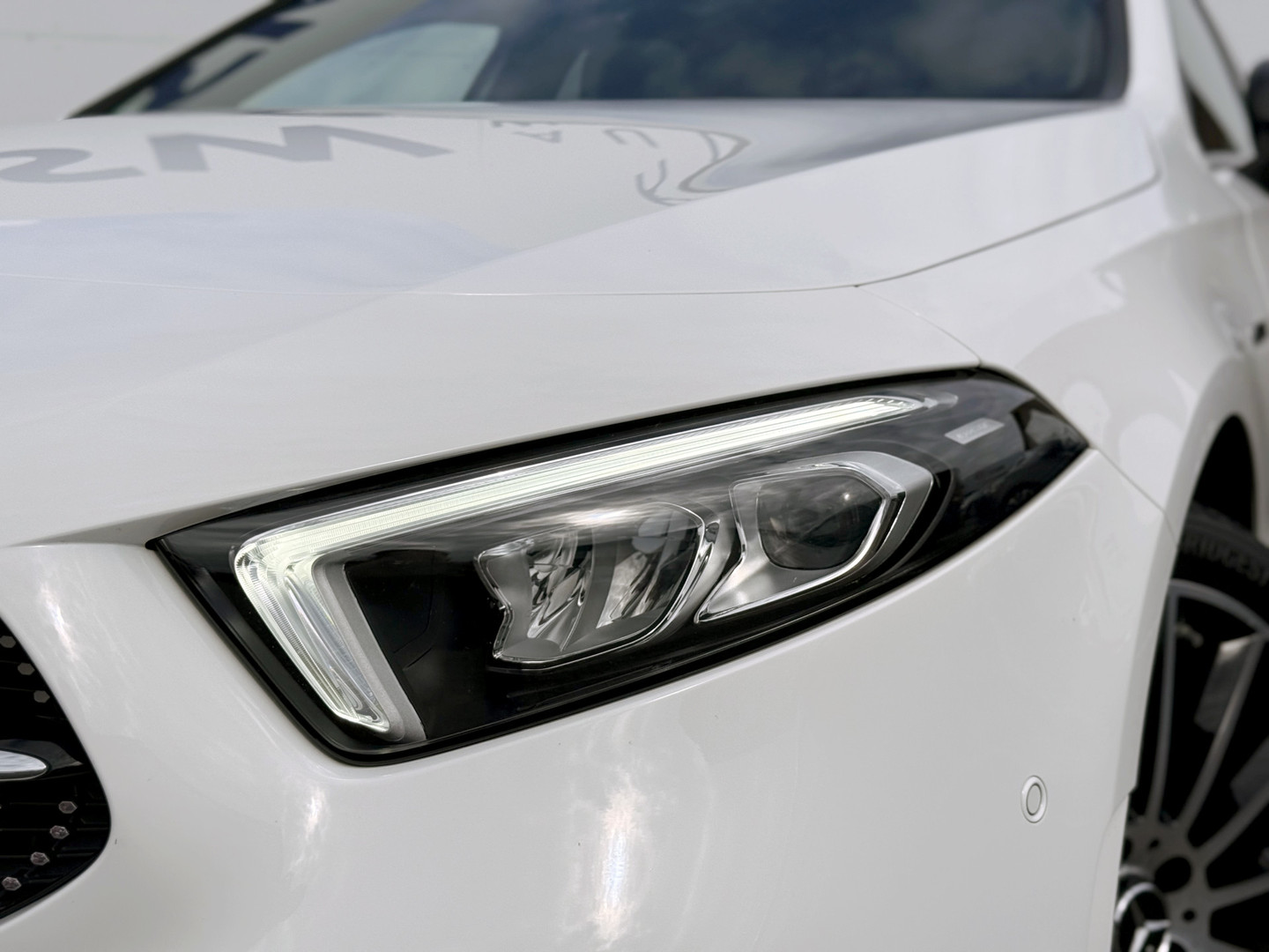 Mercedes-Benz Mercedes-Benz