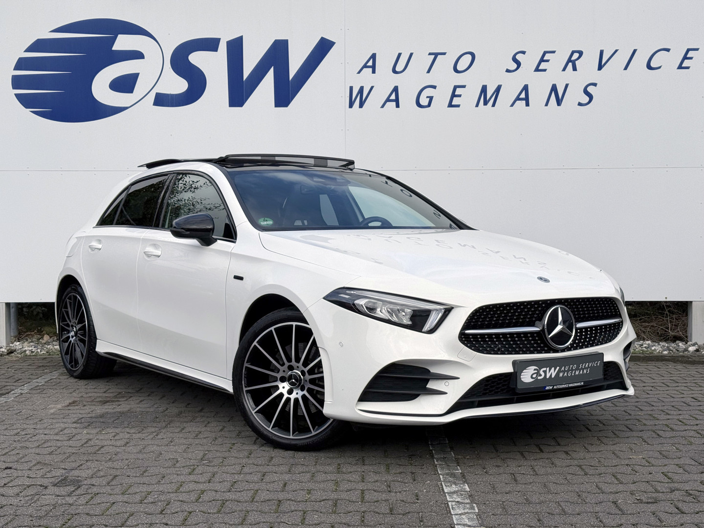 Mercedes-Benz Mercedes-Benz