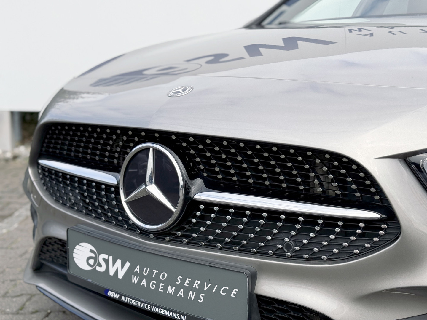 Mercedes-Benz Mercedes-Benz