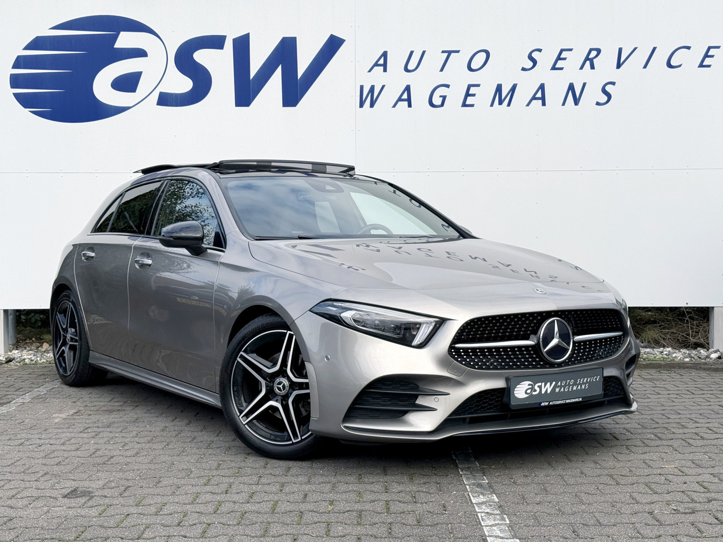 Mercedes-Benz Mercedes-Benz