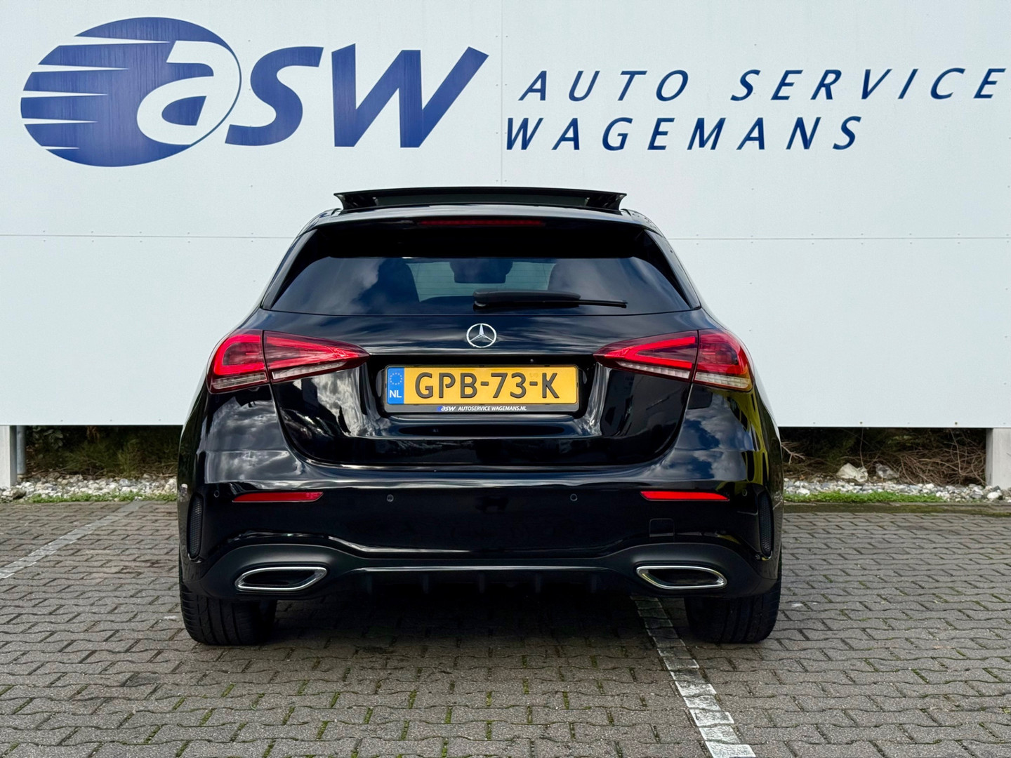 Mercedes-Benz Mercedes-Benz