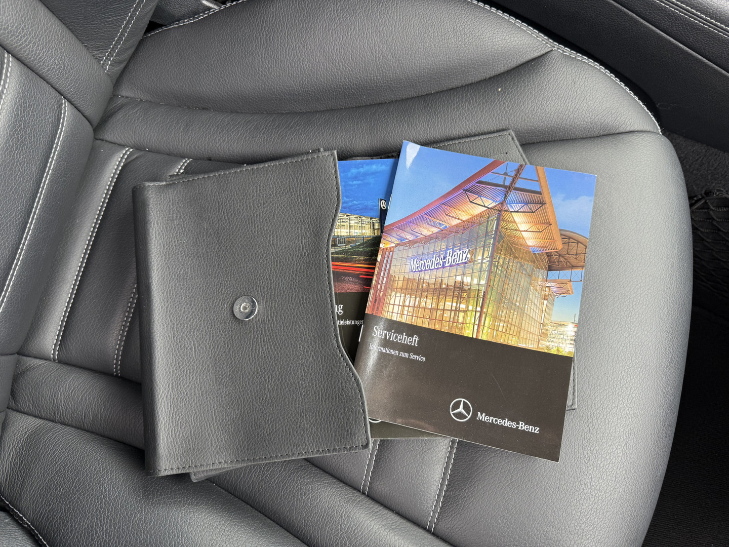 Mercedes-Benz Mercedes-Benz