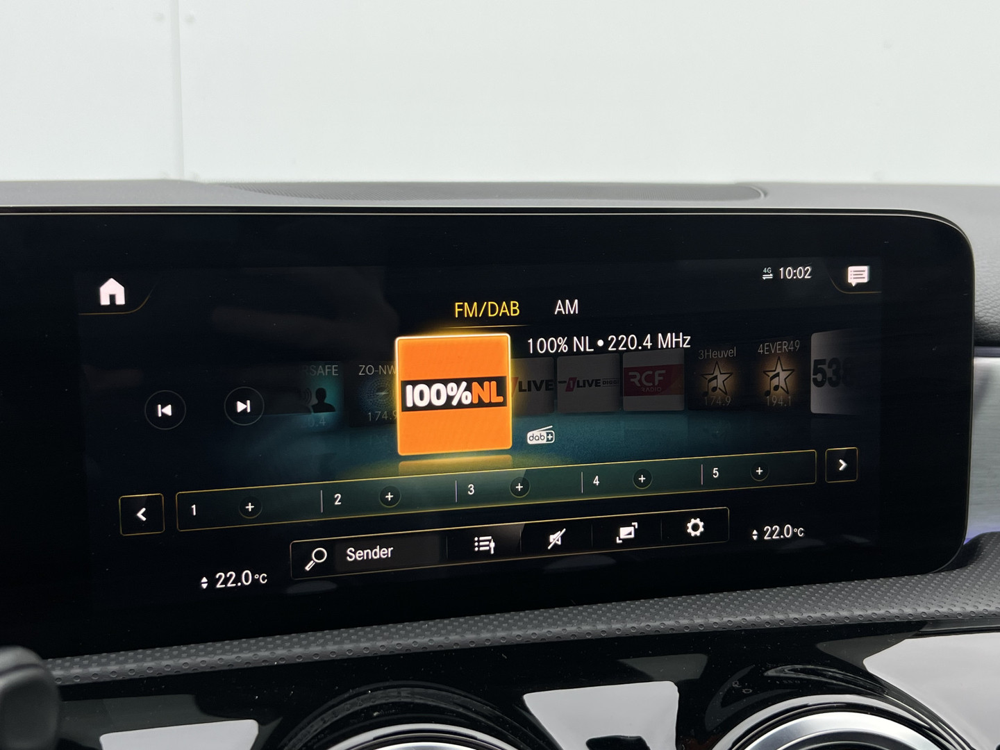 Mercedes-Benz Mercedes-Benz