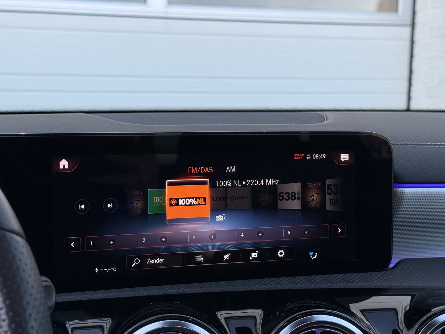 Mercedes-Benz Mercedes-Benz