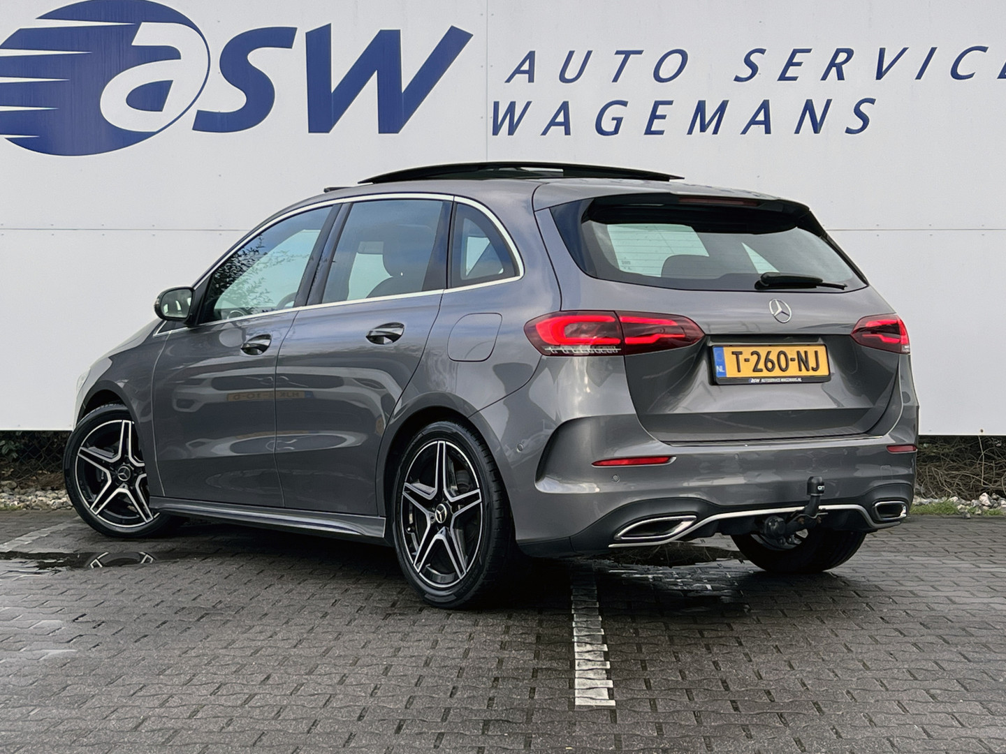 Mercedes-Benz Mercedes-Benz