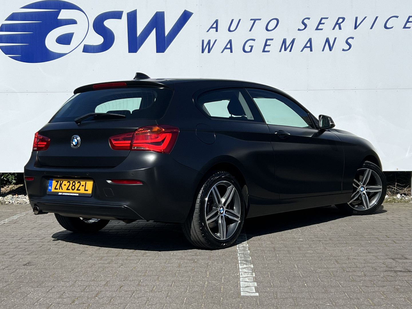 BMW