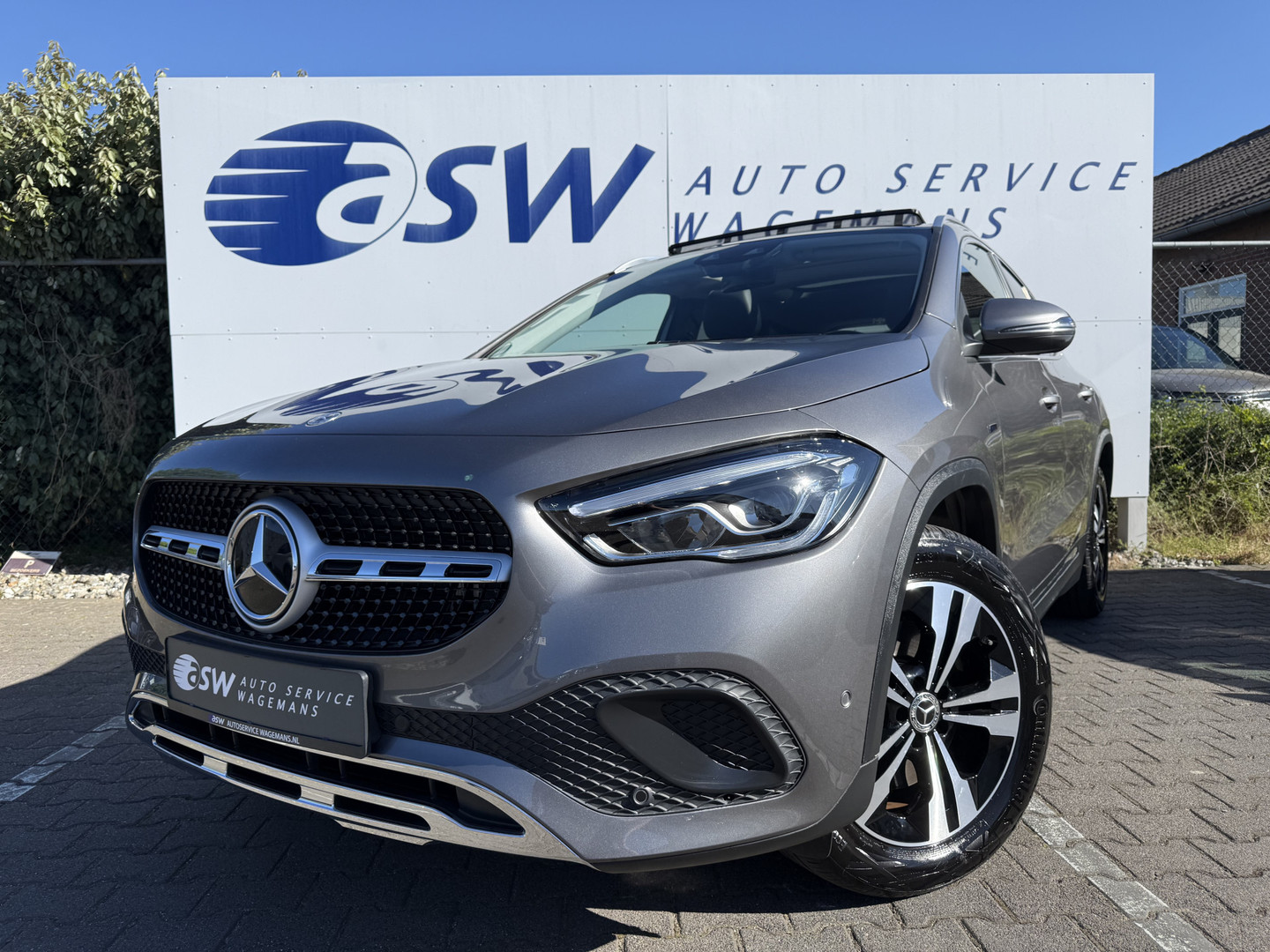 Mercedes-Benz