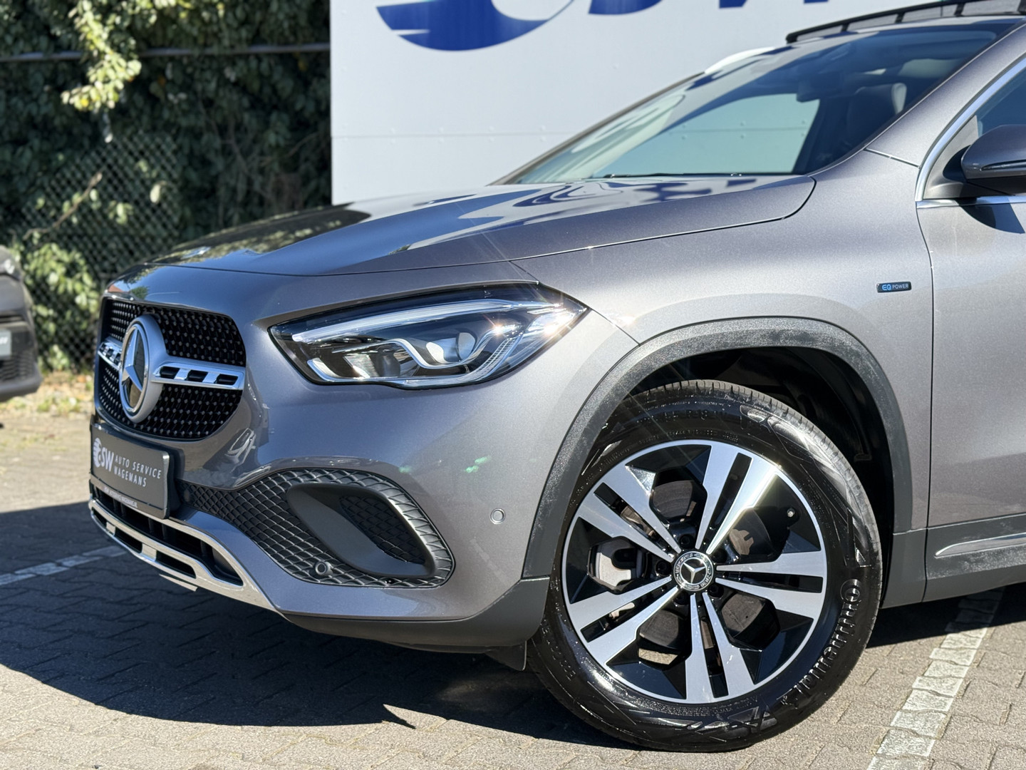 Mercedes-Benz