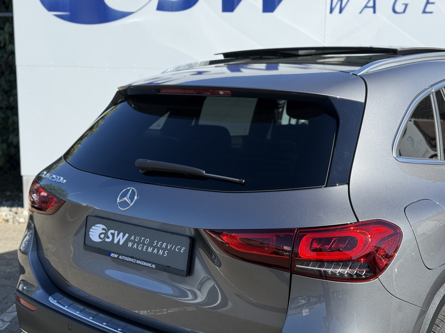 Mercedes-Benz