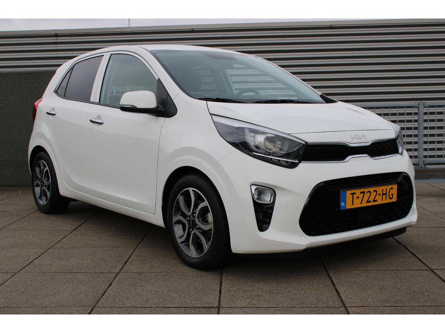 Kia