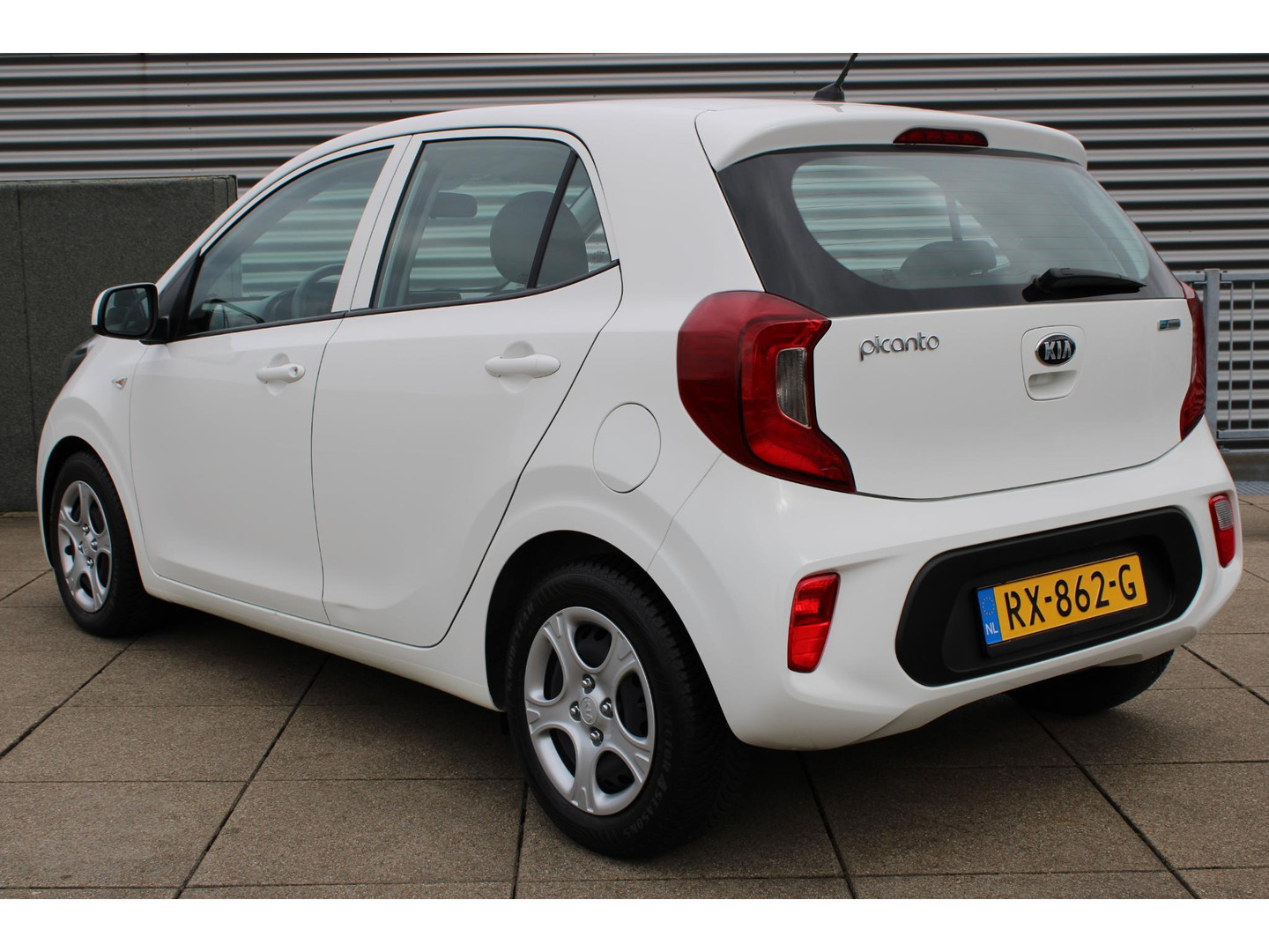 Kia