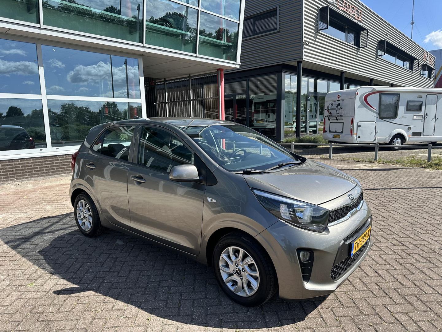 Kia Kia