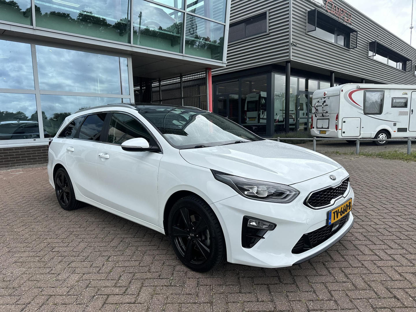 Kia Kia