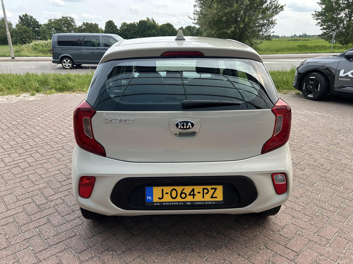 Kia Kia